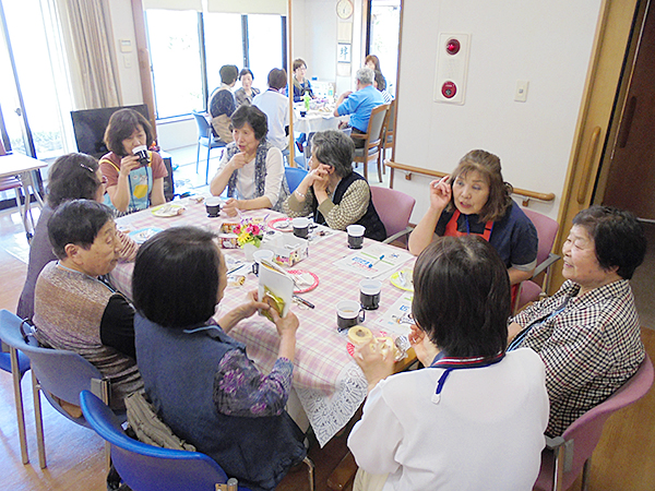 介護こもれびカフェの風景